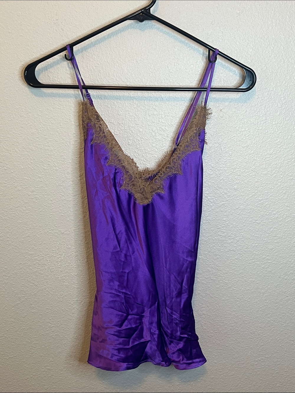 Frederick’s of Hollywood Harriet Lingerie Top Purple Size Large NWT *flaw